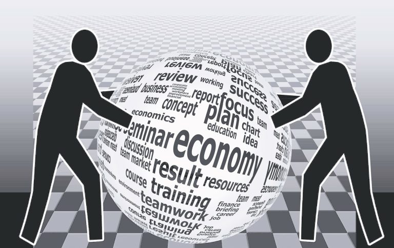 PFA-urile pot avea cel mult 3 salariati proprii in acelasi timp. Ce obligatii exista pentru angajatori?